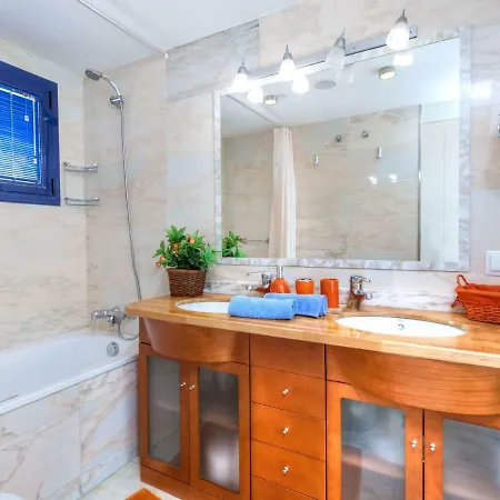 Будинок відпочинку Crystal By Interhome Платжа-д'Ару